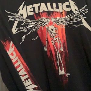 Long sleeve Metallica tee